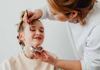 Make-up-Looks, die perfekt zu jedem Outfit passen